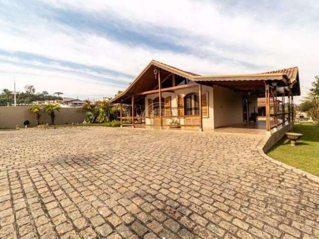 Casa com 3 dormitórios à venda, 250 m² por R$ 1.890.000,00 - Silveira da Motta - São José dos Pinhais/PR