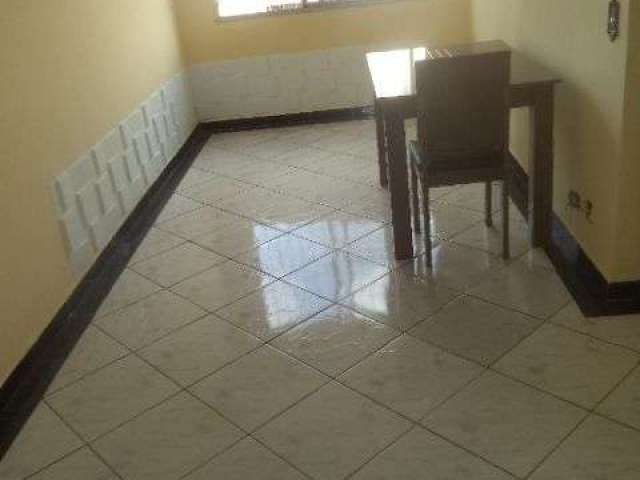 Apartamento vende Dois Dormitórios, vaga e Piscina