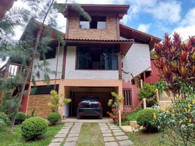 Casa para Venda em Teresópolis, Parque do Imbuí, 1 suíte, 2 banheiros, 2 vagas