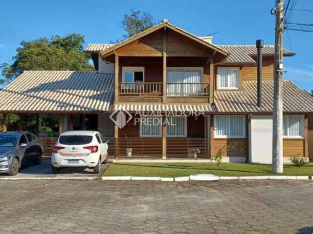 Casa em condomínio fechado com 3 quartos à venda na Estrada Cristóvão Machado de Campos, 2270, Vargem Grande, Florianópolis, 209 m2 por R$ 1.251.000