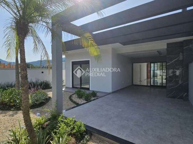 Casa com 2 quartos à venda na Rua Francisco Torquato da Rosa, 200, Potecas, São José, 112 m2 por R$ 850.000