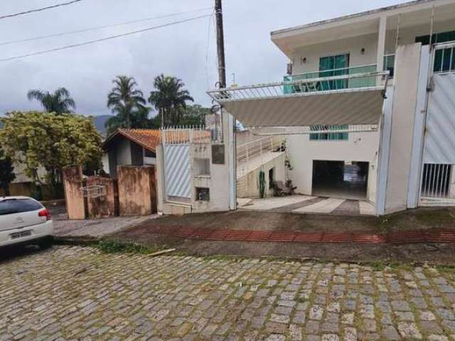 Casa com 4 quartos à venda na Rua José Batista Rosa, 437, Trindade, Florianópolis, 291 m2 por R$ 1.480.000