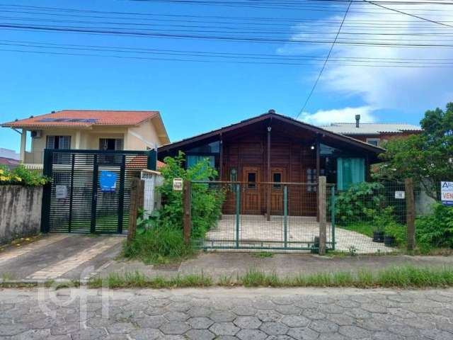 Casa com 4 quartos à venda na Jardim dos Eucaliptos, 239, Centro, Florianópolis, 203 m2 por R$ 1.350.000