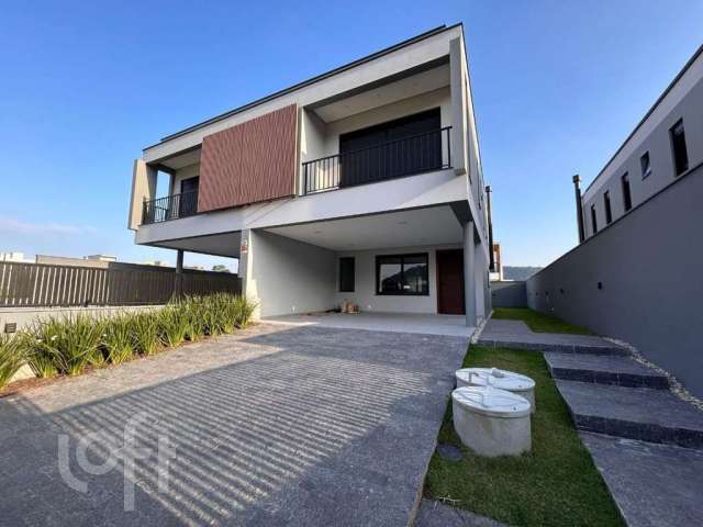 Casa com 3 quartos à venda na Rodovia Doutor Antônio Luiz Moura Gonzaga, 3300, Rio Tavares, Florianópolis, 189 m2 por R$ 2.014.000