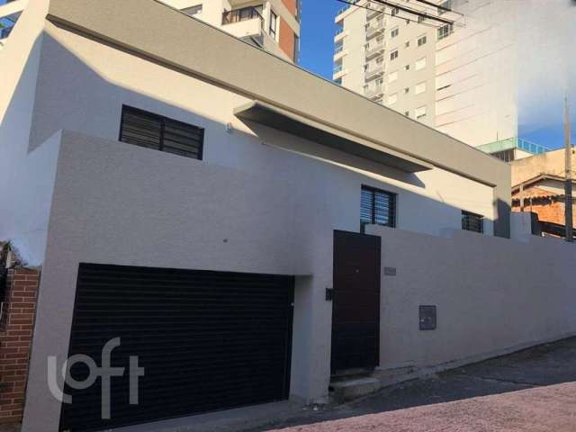 Casa com 2 quartos à venda na Rua Juvan Rocha, 61, Agronômica, Florianópolis, 123 m2 por R$ 690.000