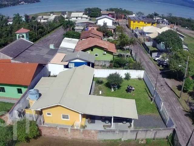 Casa com 3 quartos à venda na Rodovia Baldicero Filomeno, 16331, Tapera, Florianópolis, 446 m2 por R$ 659.000