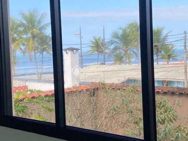 Casa em condomínio fechado com 3 quartos à venda na Aldemar José de Freitas, 52, Itaóca, Mongaguá, 233 m2 por R$ 850.000