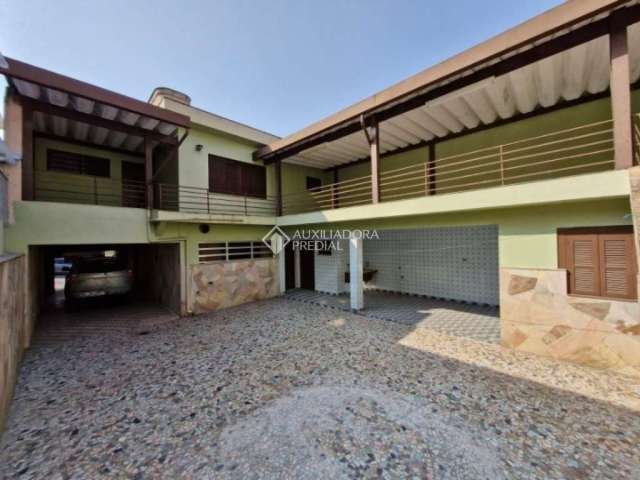 Casa em condomínio fechado com 3 quartos à venda na Rua Duzolina Guido Rubino, 95, Nova Petrópolis, São Bernardo do Campo, 260 m2 por R$ 800.000