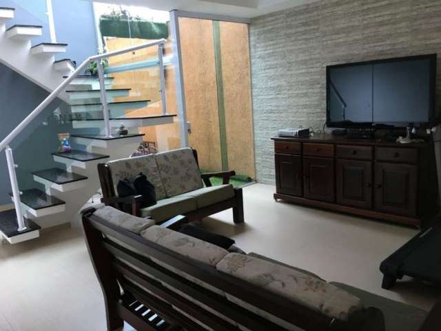 Casa com 3 quartos à venda na Augusto Gastão, 49, Vila Nossa Senhora das Vitórias, Mauá, 160 m2 por R$ 650.000