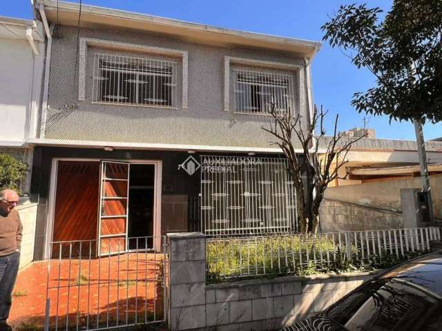 Casa com 3 quartos à venda na Doutor Antônio Refinetti, 76, Casa Branca, Santo André, 180 m2 por R$ 950.000