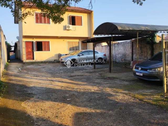 Casa com 2 quartos à venda na Rua Tapuias, 79, Barnabé, Gravataí, 42 m2 por R$ 220.000