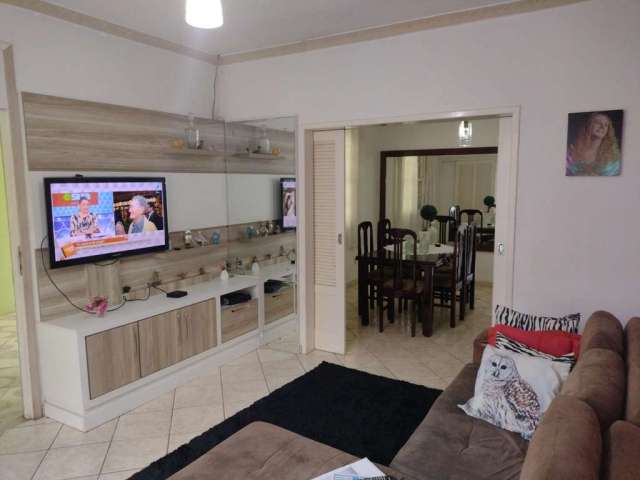 Casa com 3 quartos à venda na Rua Elesbão Pinto da Luz, 1284, Jardim Atlântico, Florianópolis, 250 m2 por R$ 905.000