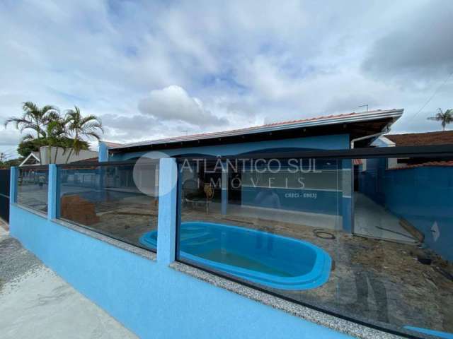 Casa à venda com piscina, Saint´Etienne, Matinhos com piscina, churrasqueira