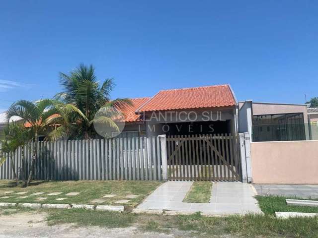 Casa com piscina à venda, Leblon, PONTAL DO PARANA - PR