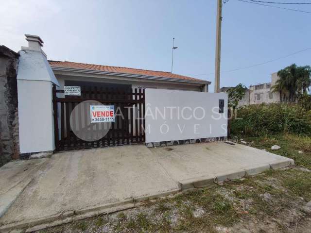 Casa à venda, 200 metros do mar no Balneário JUNARA, MATINHOS - PR