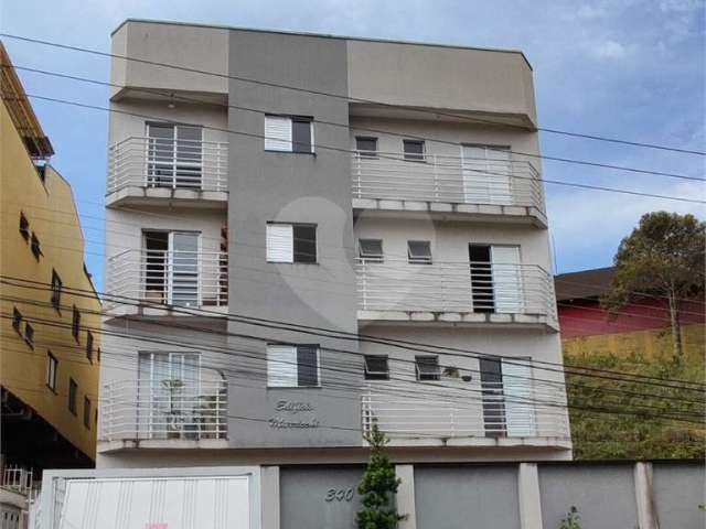 Excelente apartamento à venda no bairro Santa Ângela