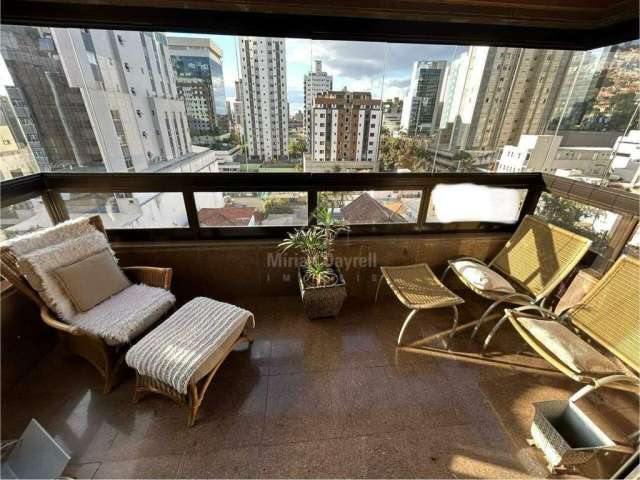 Apartamento 195m² por R$1.530mil na Região Hospitalar