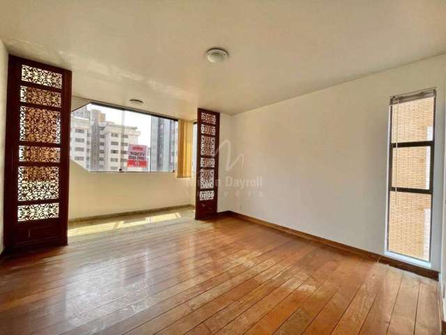 Apartamento com 4 quartos (2 suítes) no bairro Savassi