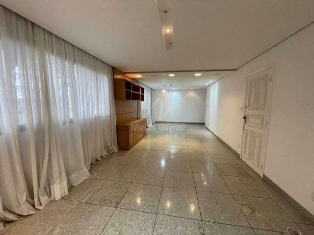 Apartamento com 3 quartos (1 suíte) no bairro Serra