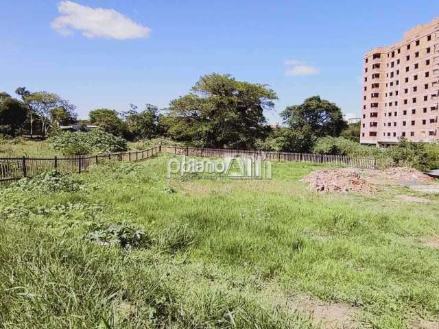 Terreno Comercial para aluguel, com 1.100m², - Centro - Gravataí / RS por R$ 2.500,00