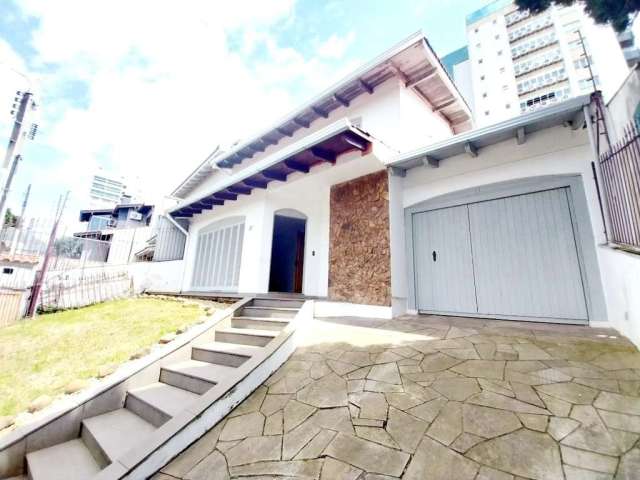 Casa Comercial para aluguel, com 230m², 3 quartos - Centro - Gravataí / RS por R$ 6.670,00