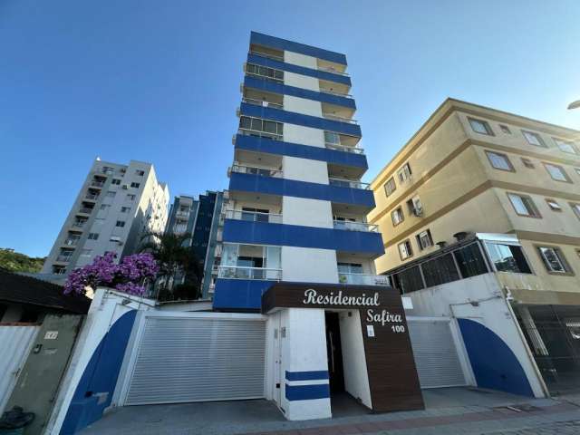 Apartamento de 1 dormitório com garagem próximo a Univali