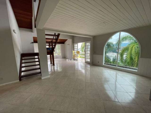 Casa em condomínio fechado com 3 quartos à venda na Avenida Professor Florestan Fernandes, 100, Camboinhas, Niterói por R$ 2.499.000