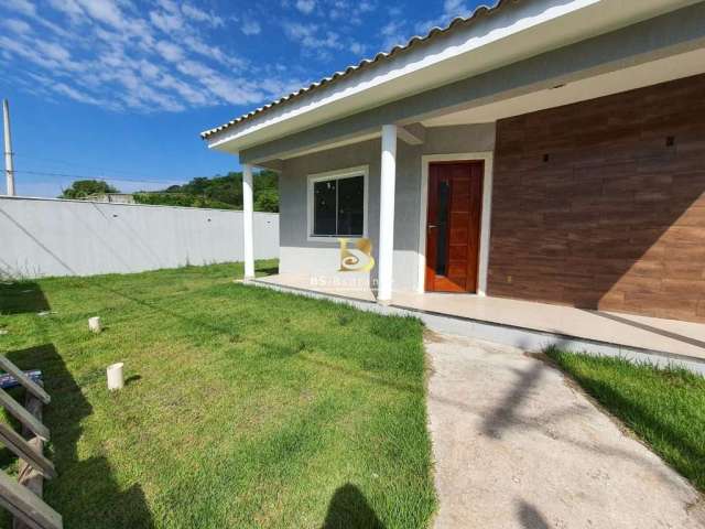 Casa com 3 quartos à venda na Eliane, 38, Jardim Atlântico Oeste (Itaipuaçu), Maricá por R$ 460.000