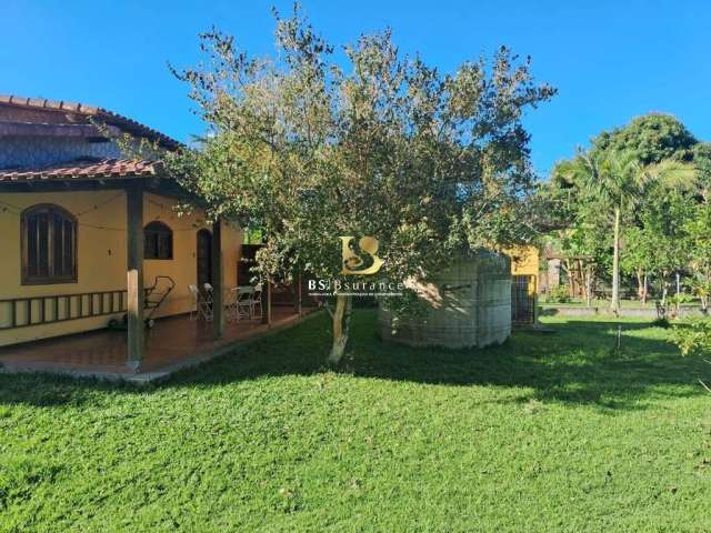 Casa em condomínio fechado com 3 quartos à venda na da Cova da Onça, 1801, Retiro, Maricá por R$ 500.000