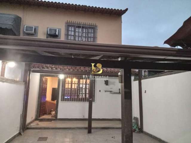 Casa com 2 quartos à venda na Carlos Maia, 367, Porto Velho, São Gonçalo por R$ 299.000