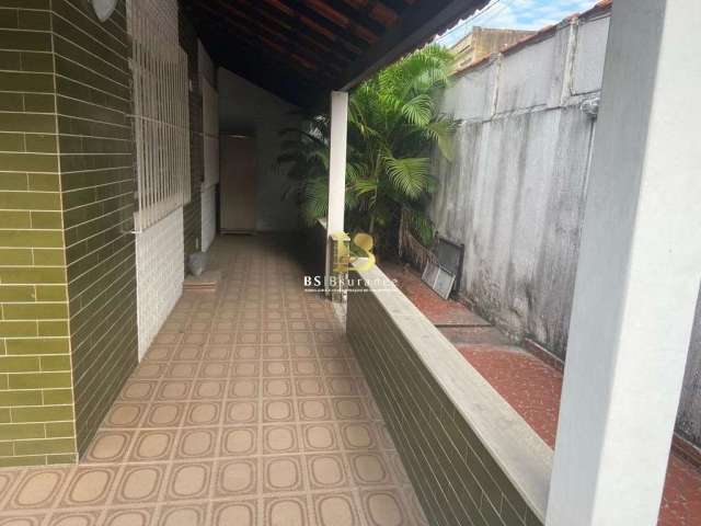 Casa com 3 quartos à venda na Floriano Lima, 228, Mutuá, São Gonçalo por R$ 450.000