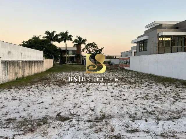 Terreno em condomínio fechado à venda na Louise Visconti, Barra da Tijuca, Rio de Janeiro por R$ 3.300.000