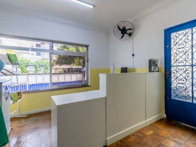 Sobrado  para venda com 4 quartos, 189m²