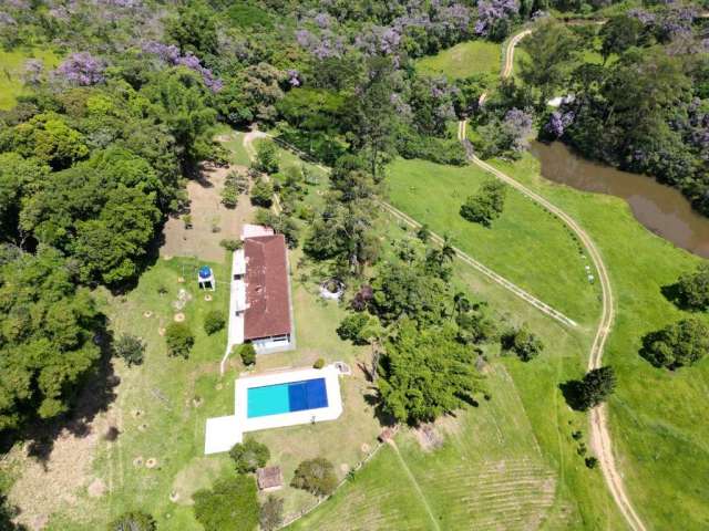 Casa tipo  para venda com 6 quartos, 774,900m²