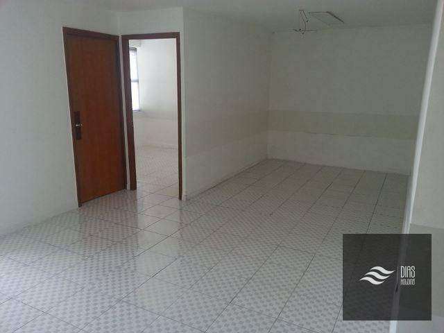 REF:Sala Comercial 60m²  1 Banheiro Ótimo para seu comércio.