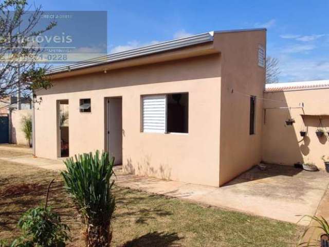 Casa com 3 quartos à venda na Vila Nastri, Itapetininga , 140 m2 por R$ 405.000