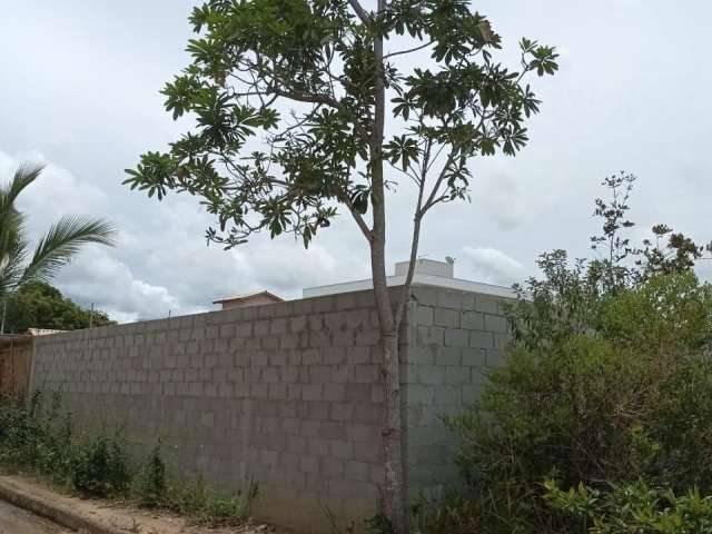 Terreno em condomínio à venda  