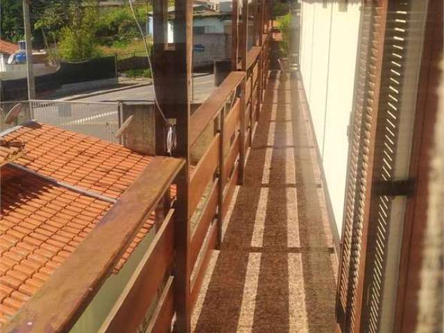 Casa com 3 quartos à venda em Vila Pasti - SP