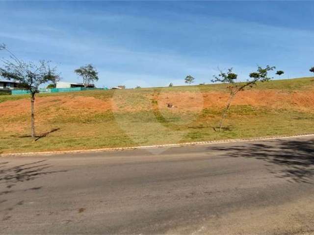 Terreno à venda em Loteamento Fazenda Dona Carolina - SP