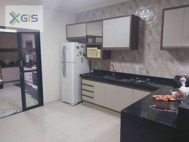 Casa com 3 dormitórios à venda, 200 m² por R$ 640.000,00 - Jardim Caparroz - São José do Rio Preto/SP