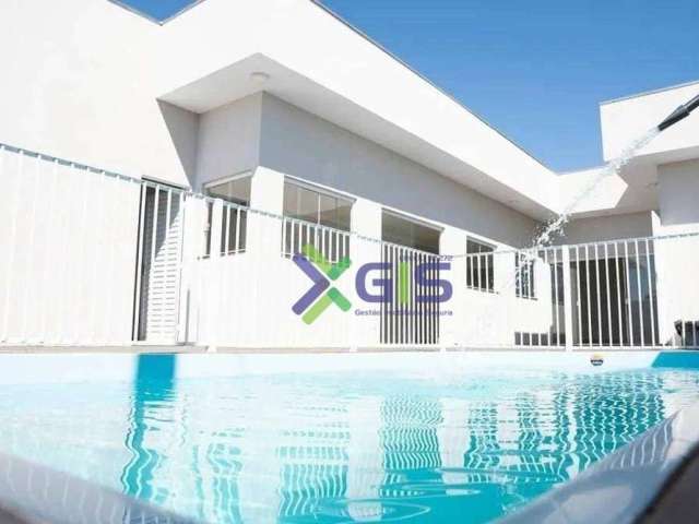 Imóvel Comercial com Piscina 130m²