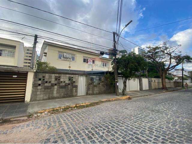 Casa - 4 quartos a Venda - Casa Forte - R$1.350,000,00