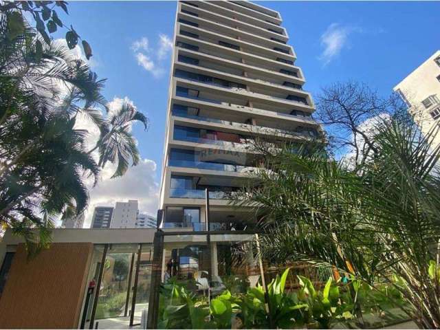 Vendo apartamento com 4 suítes,3 vagas. NOVO