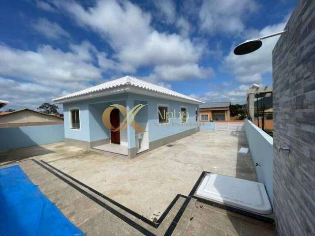 Casa com 2 quartos à venda em São Pedro da Aldeia/RJ.