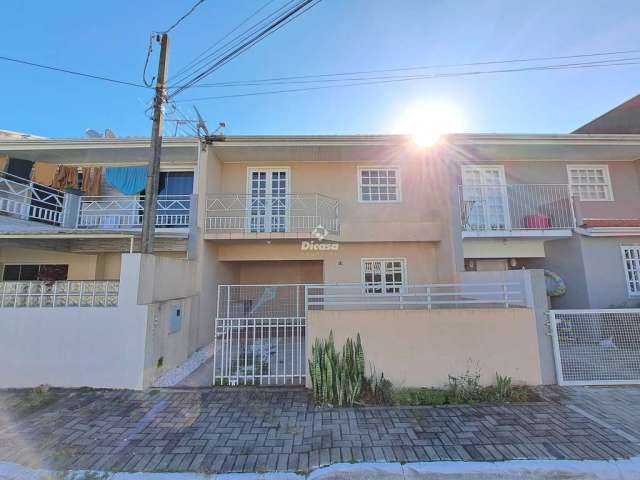 Casa com 3 quartos à venda na Rua Edvino Antônio Deboni, 482, Fazendinha, Curitiba, 70 m2 por R$ 450.000