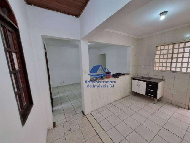 Casa com 3 dormitórios para alugar, 118 m² por R$ 2.455,48/mês - Parque Residencial Jundiaí - Jundiaí/SP