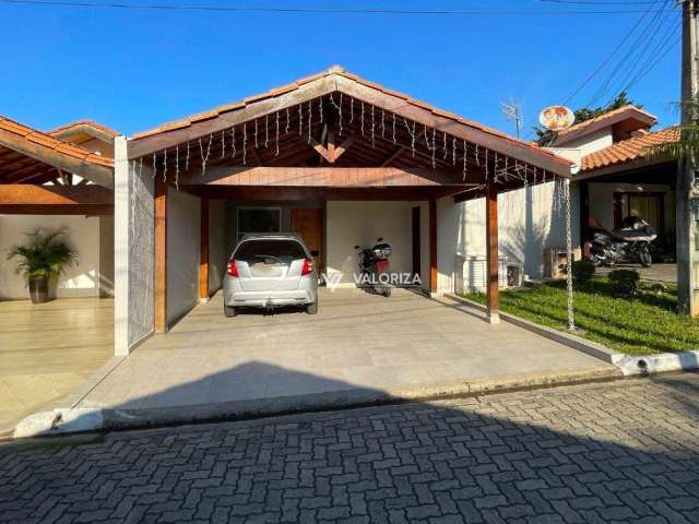 Casa para venda possui 125 metros quadrados com 3 quartos em Condomínio na Vila Haro - Sorocaba - SP