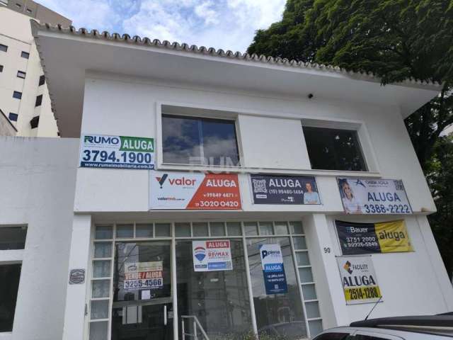 Casa comercial com 7 salas para alugar na Rua José Villagelin Júnior, 180, Cambuí, Campinas, 270 m2 por R$ 15.000