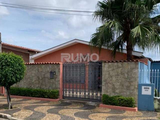 Casa com 3 quartos à venda na Rua Frei José de Monte Carmelo, 1277, Jardim Proença, Campinas, 254 m2 por R$ 875.000