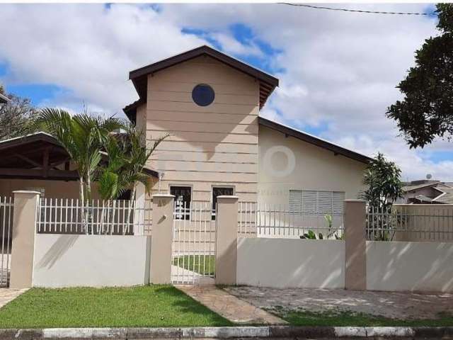 Casa em condomínio fechado com 3 quartos à venda na Av. Nogueiras, 45, Parque Nova Holanda, Holambra, 168 m2 por R$ 1.100.000